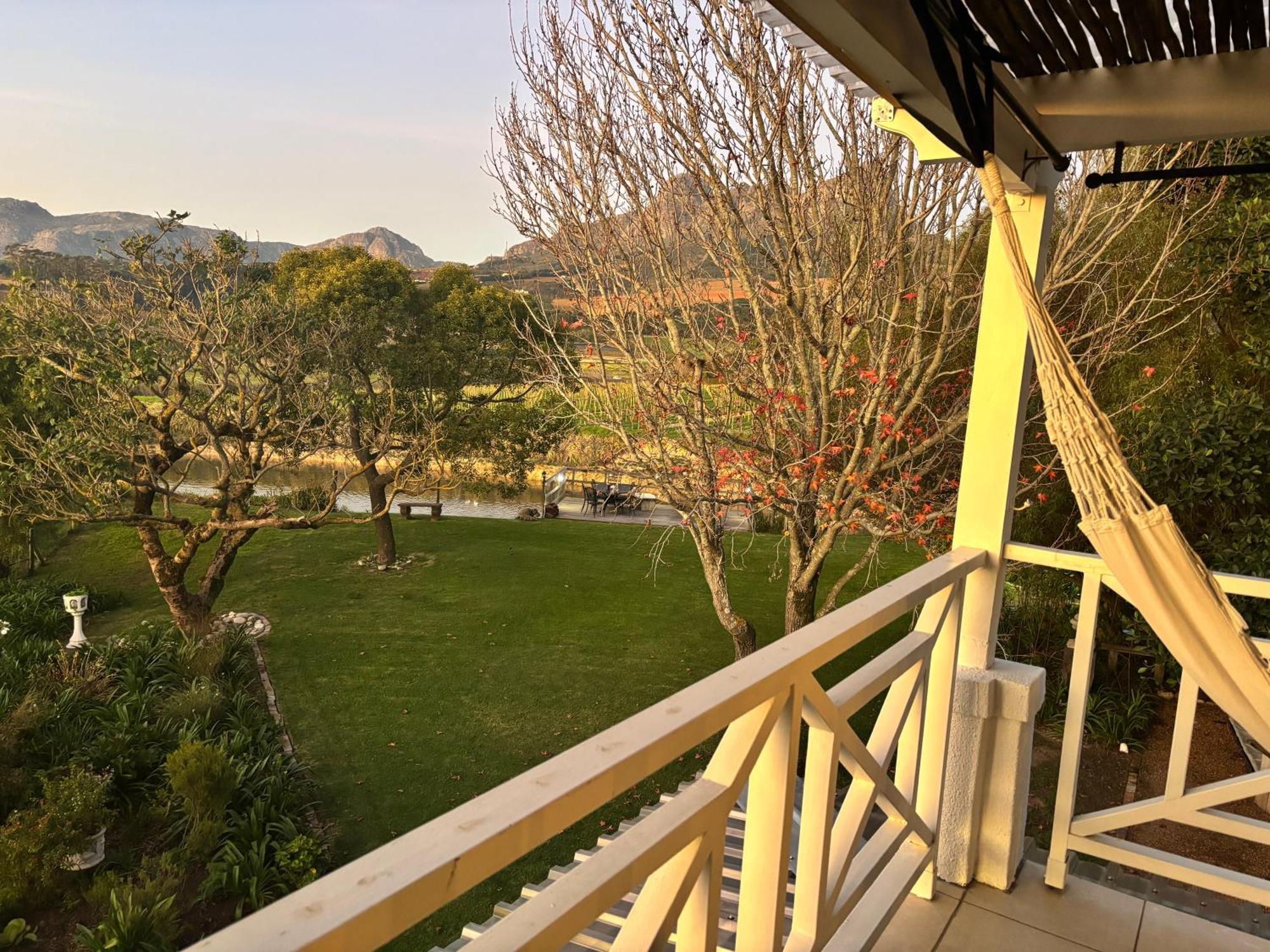 Gasthof In The Vine Country Manor *